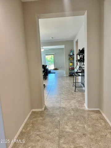 a view of a livingroom and a garage