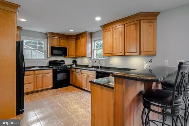 $575,000 | 404 Upland Road, Havertown, PA 19083