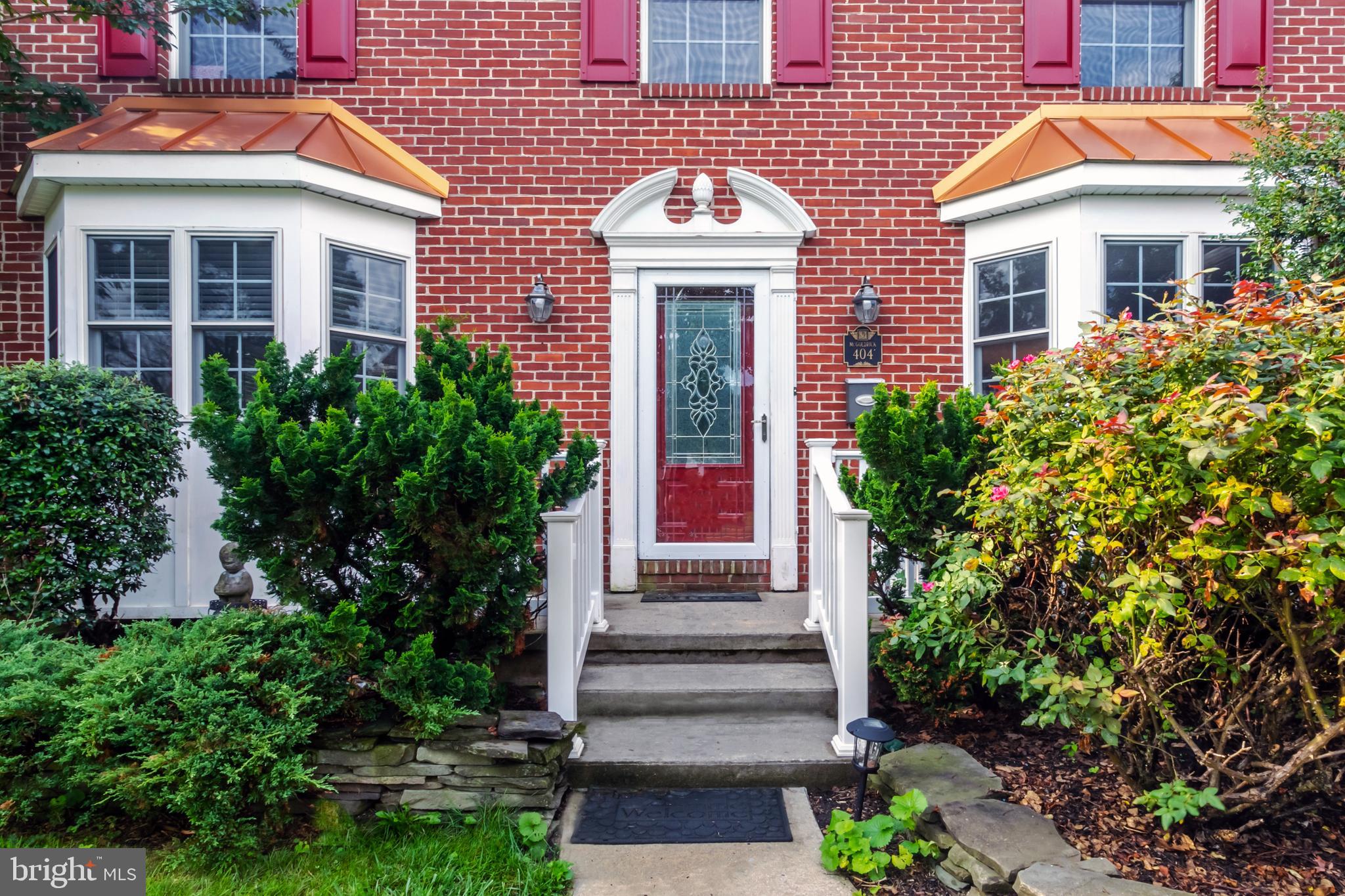 404 Upland Road Havertown, PA 19083 - Photo 3 of 41 Steps leading to the front door