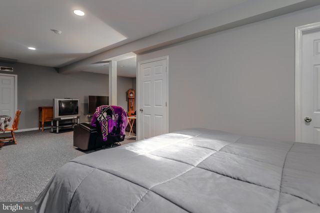 $575,000 | 404 Upland Road, Havertown, PA 19083