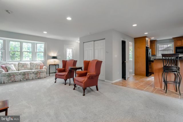 $575,000 | 404 Upland Road, Havertown, PA 19083