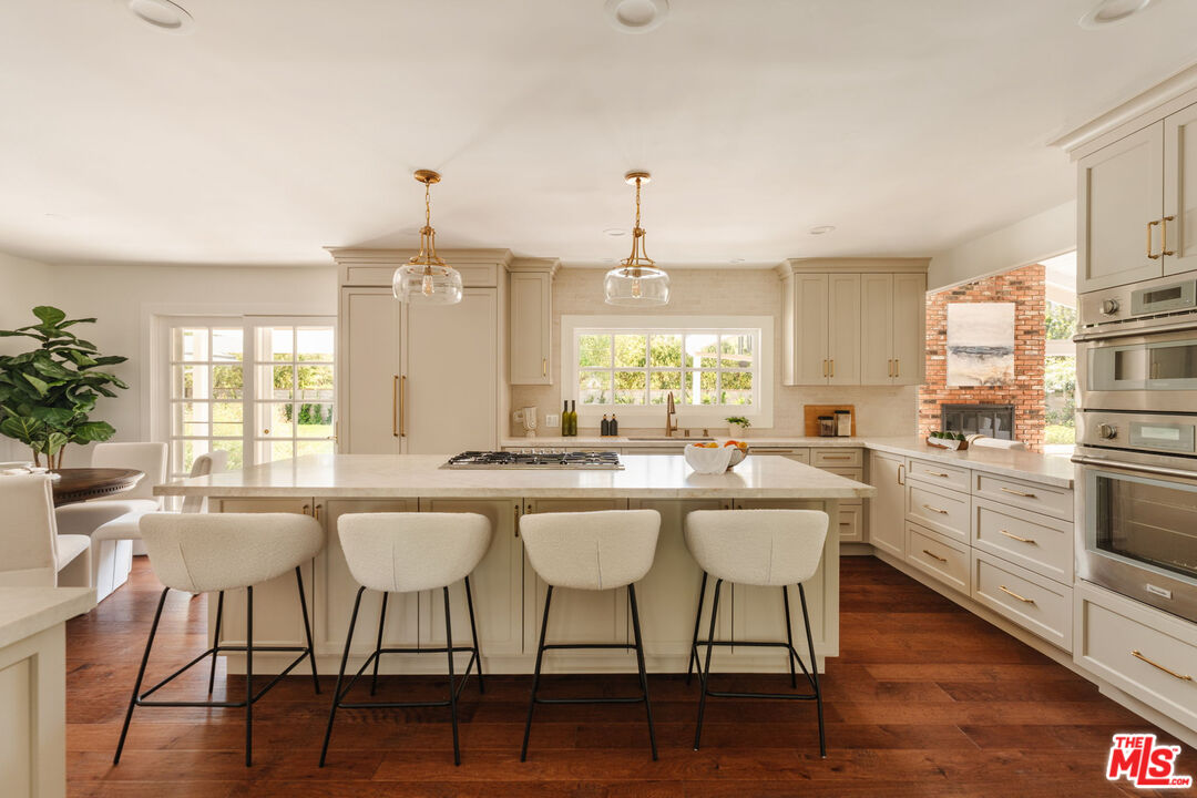 280 Cummings Road Santa Paula, CA 93060 - Photo 8 of 57