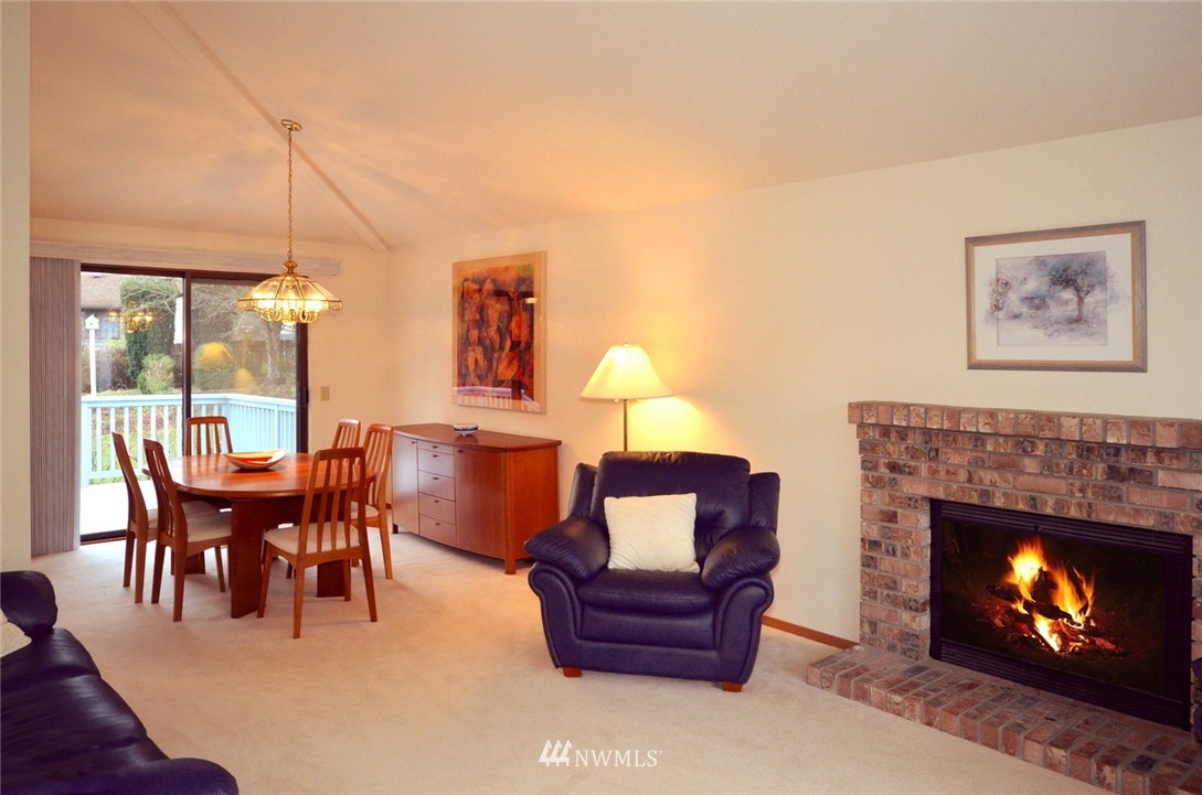 1704 243rd Place Southeast Bothell, WA 98021 - Photo 3 of 17