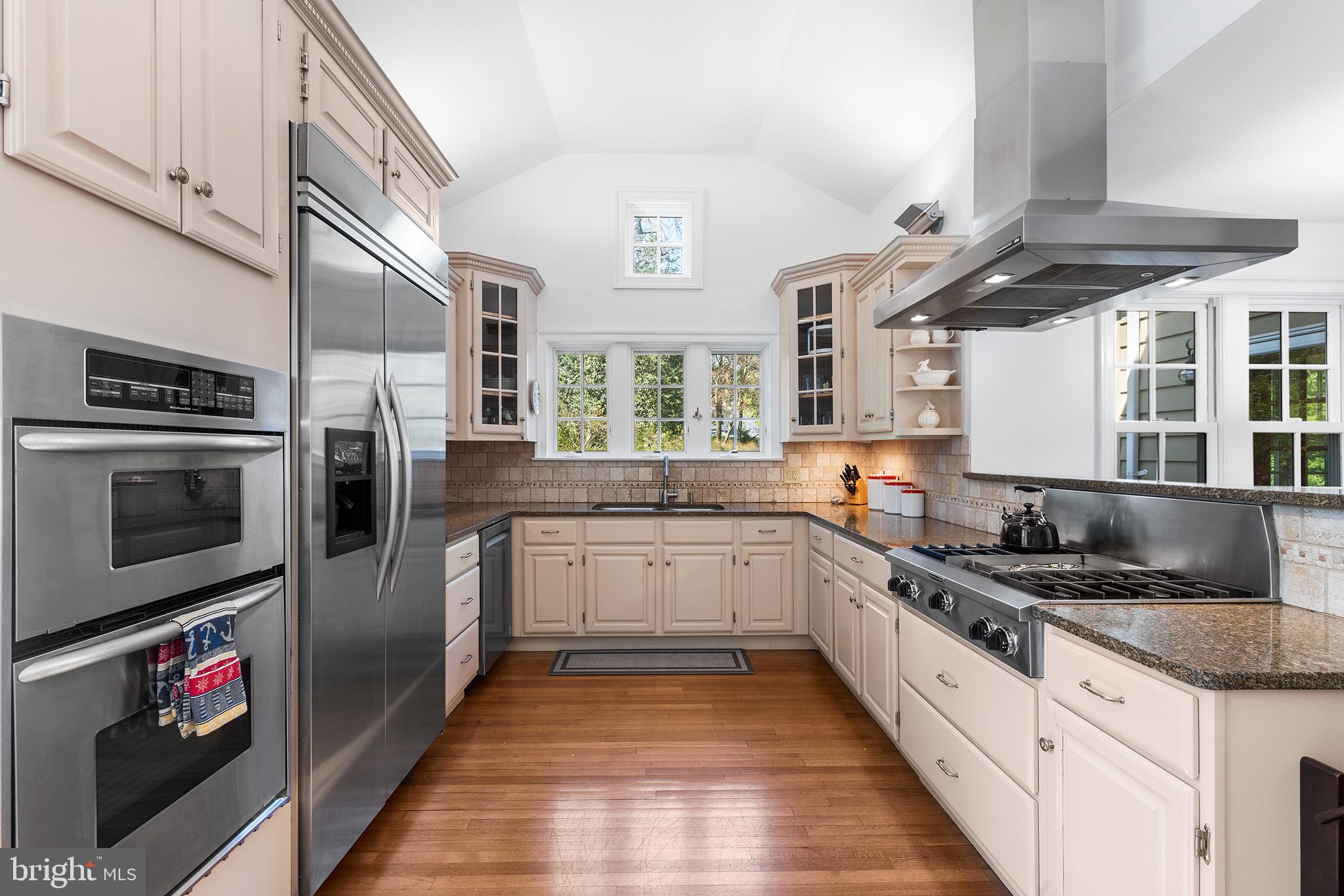 525 Broad Acres Road Narberth, PA 19072 - Photo 12 of 40