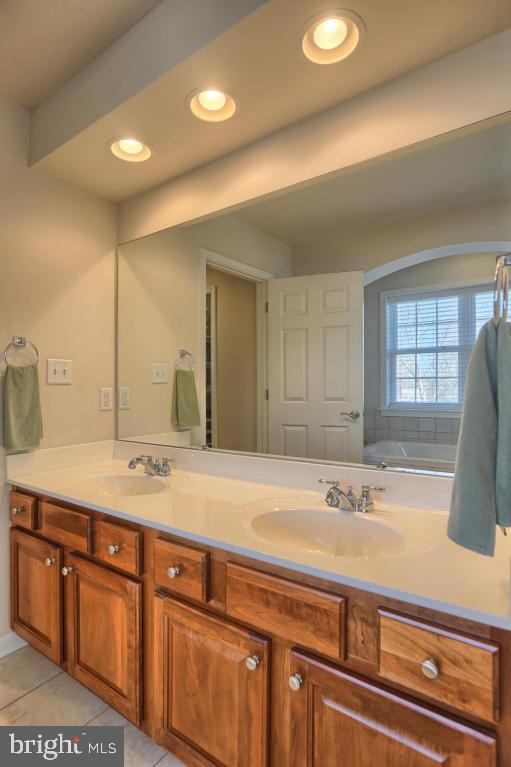 336 Squire Lane Lititz, PA 17543 - Photo 32 of 36 Gallery Image 32
