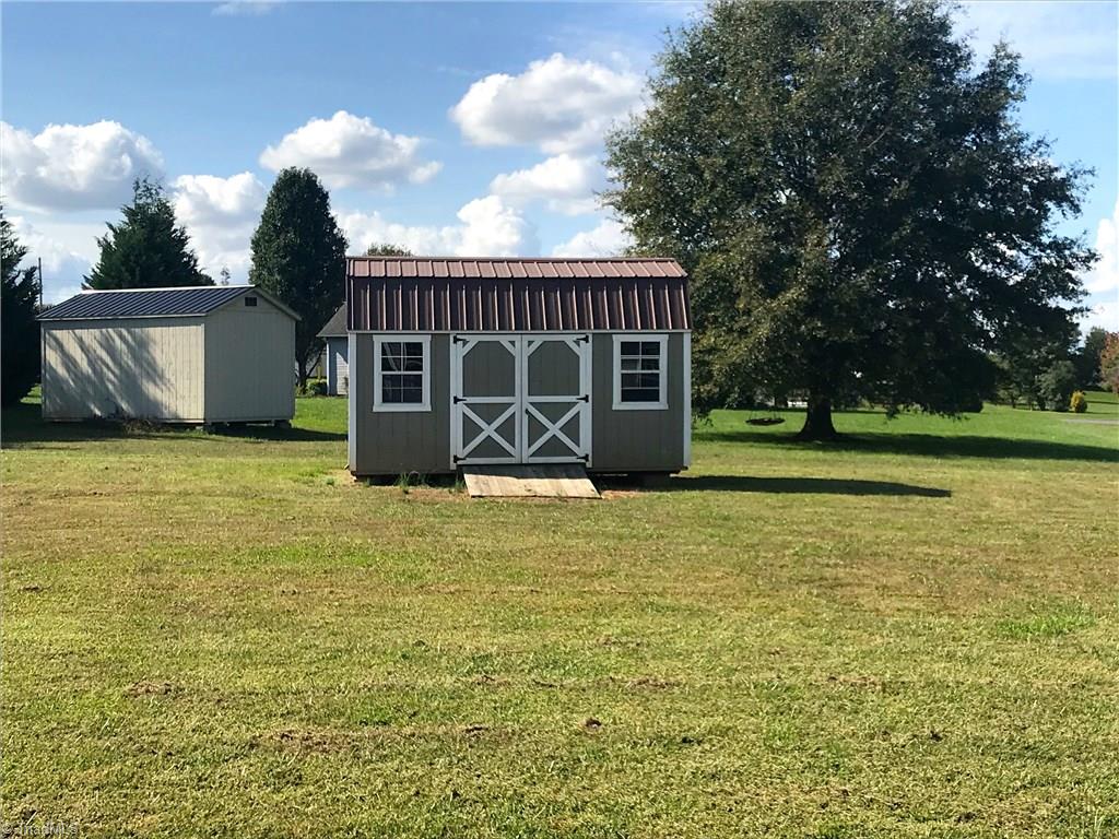 111 Greenfield Road Mocksville, NC 27028 - Photo 29 of 32 Gallery Image 29