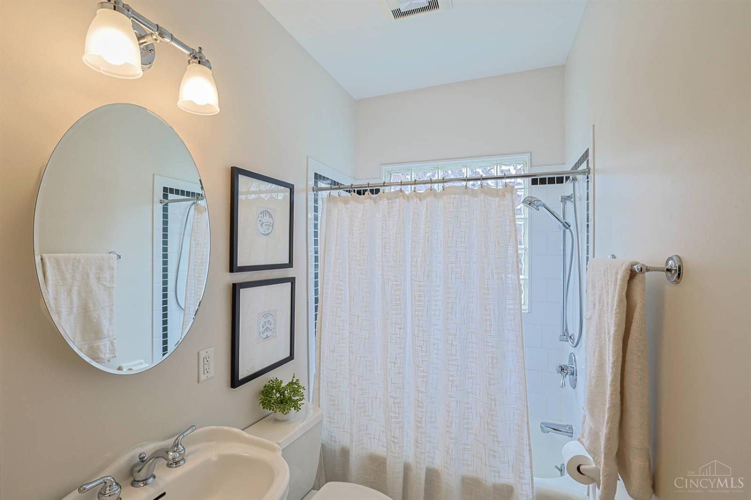 416 Torrence Court Cincinnati, OH 45202 - Photo 27 of 44