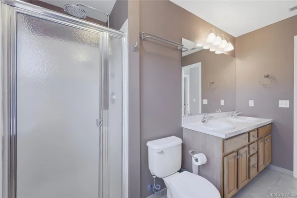 $419,900 | 3014 Patrick Henry Court, Unit 43, New Windsor, NY 12553