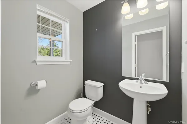 $419,900 | 3014 Patrick Henry Court, Unit 43, New Windsor, NY 12553