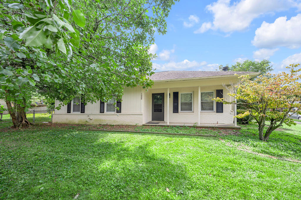1088 Higbee Mill Road Lexington, KY 40503 - Photo 1 of 23 TDB_9574
