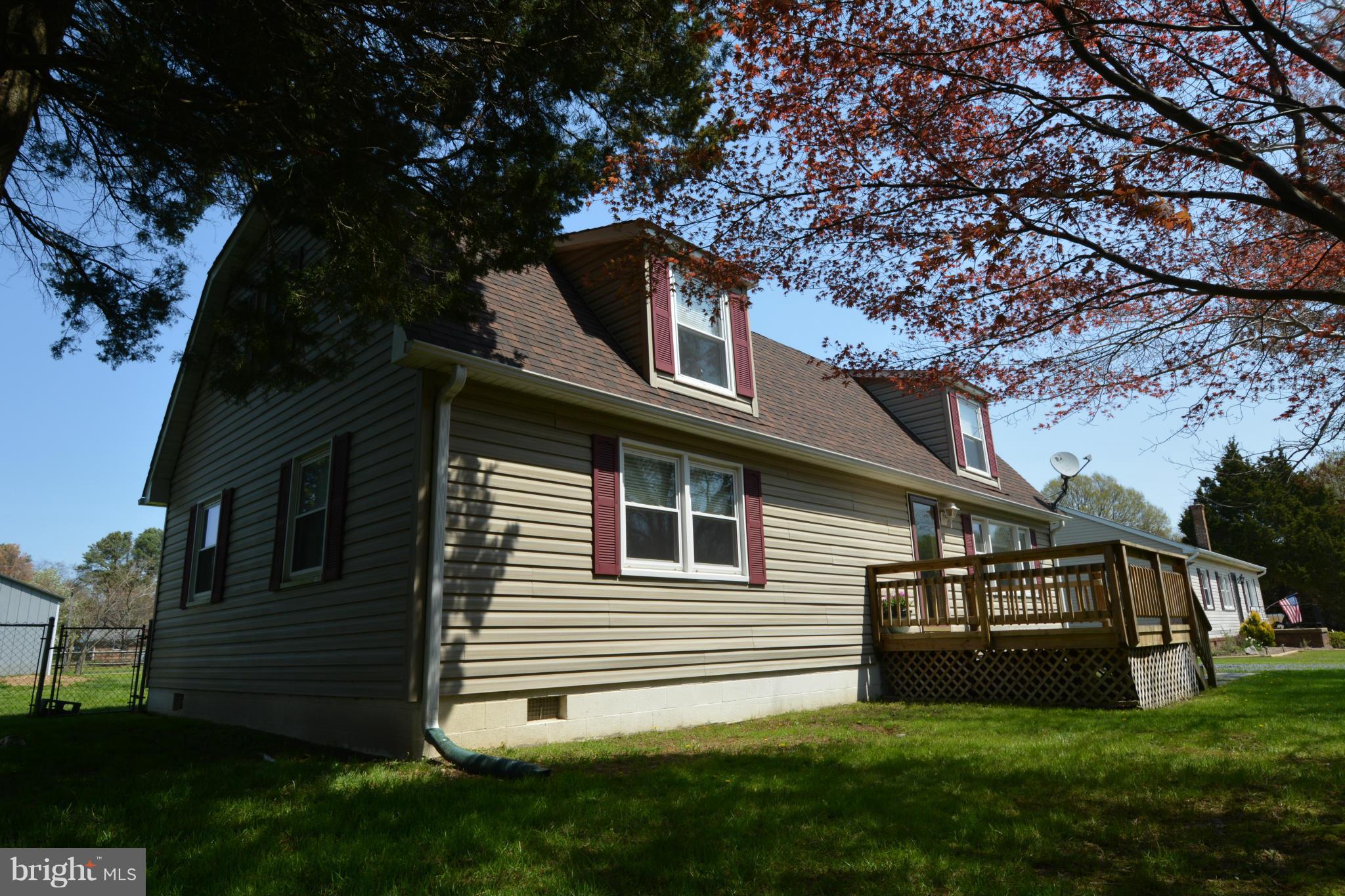 Exterior (Front)