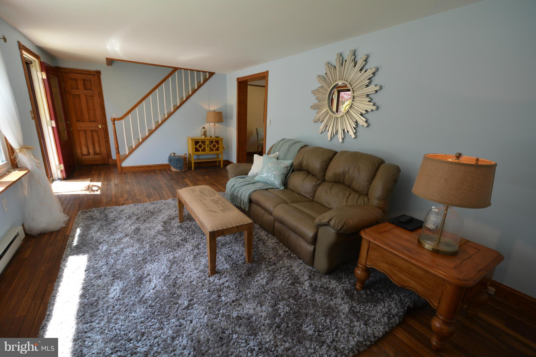 206 Utah Road Stevensville, MD 21666 - Photo 11 of 30 Living Room
