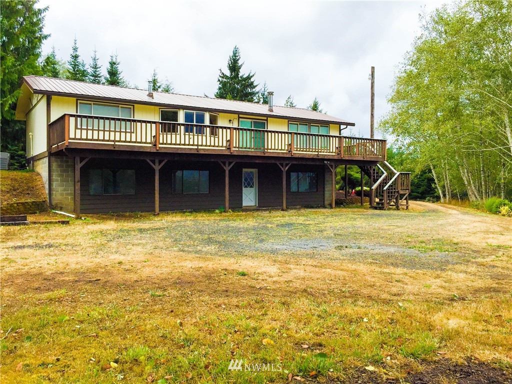 156 Richter Road Raymond, WA 98577 - Photo 1 of 24 Gallery Image 1