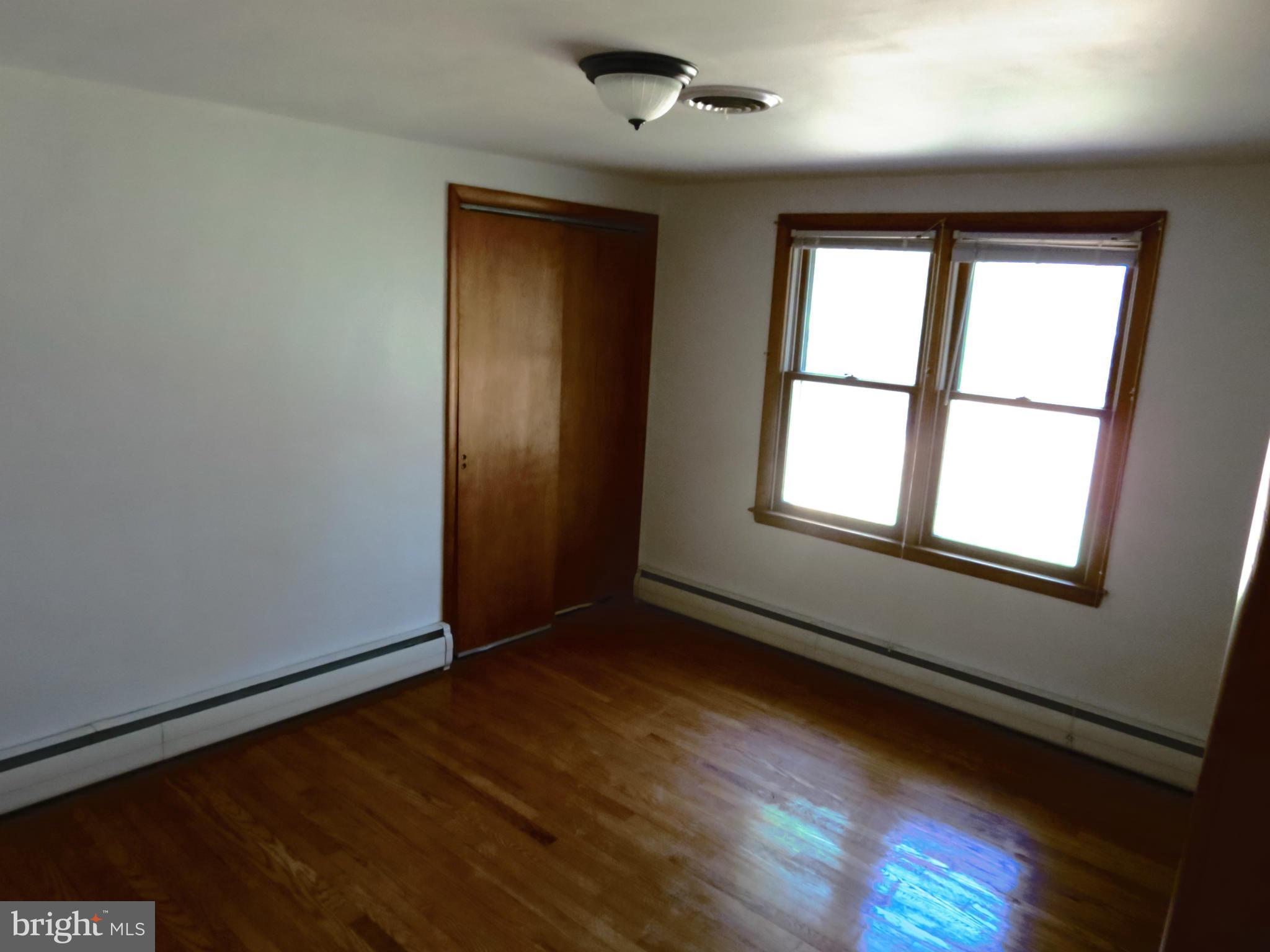 4031 Salem Bottom Road Westminster, MD 21157 - Photo 11 of 26 Bedroom #1