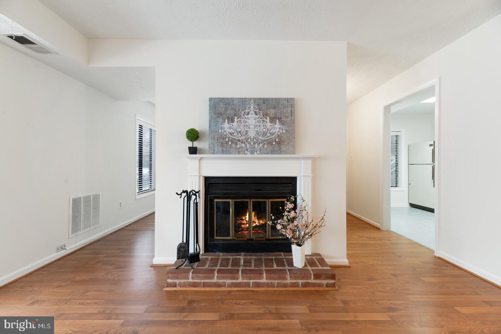 2225 Hunter's Run Drive Reston, VA 20191 - Photo 11 of 26 So Cozy!
