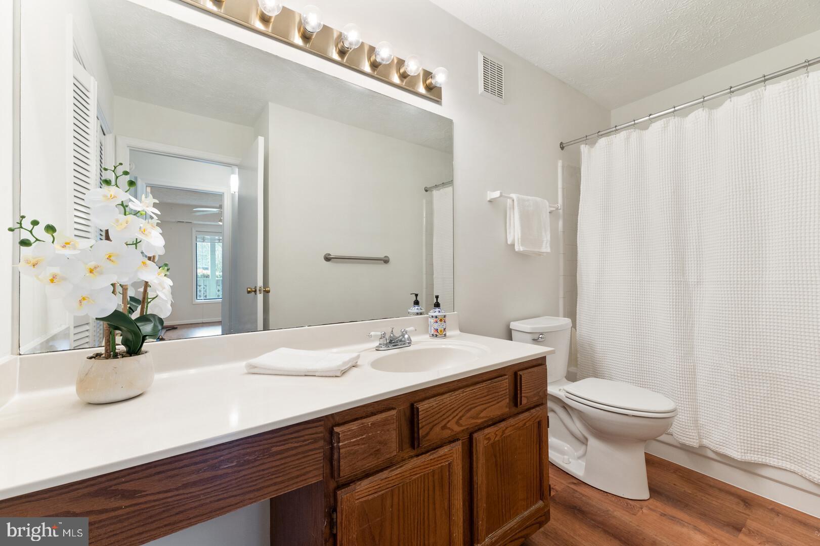 2225 Hunter's Run Drive Reston, VA 20191 - Photo 17 of 26 Spacious Full Bath w/ Laundry