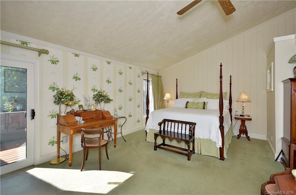 894 Weston Road, Unit 7 Arden, NC 28704 - Photo 12 of 19 Gallery Image 12