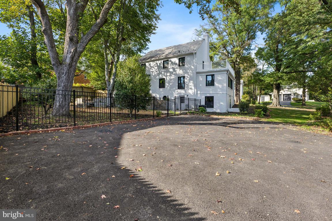 1901 Belle Haven Road Alexandria, VA 22307 - Photo 47 of 52