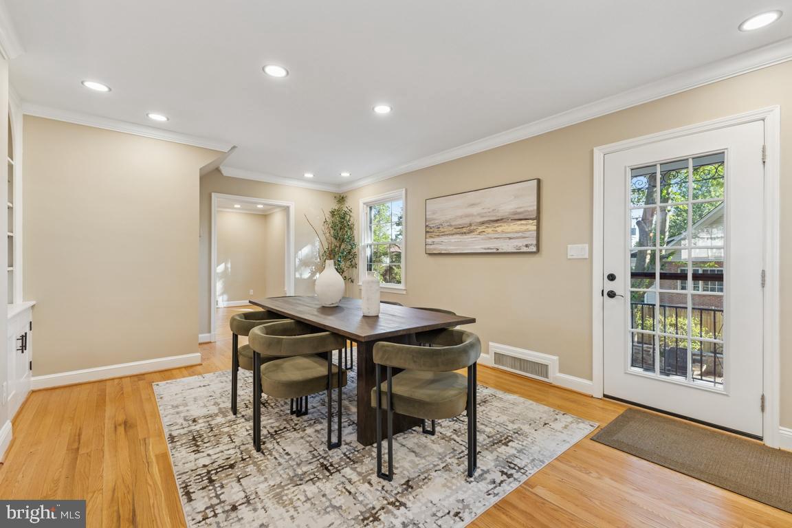 1901 Belle Haven Road Alexandria, VA 22307 - Photo 6 of 52 a view of a dining room with furniture and wooden floor