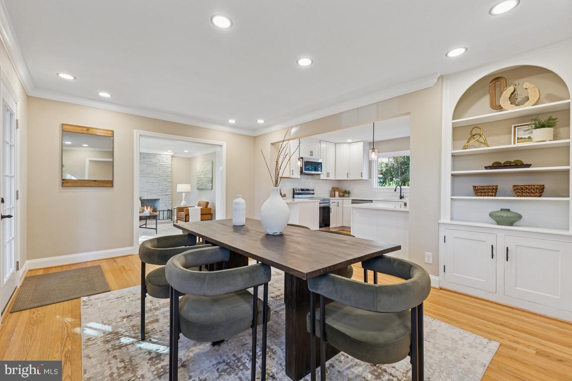 1901 Belle Haven Road Alexandria, VA 22307 - Photo 7 of 52 a view of a dining room with furniture