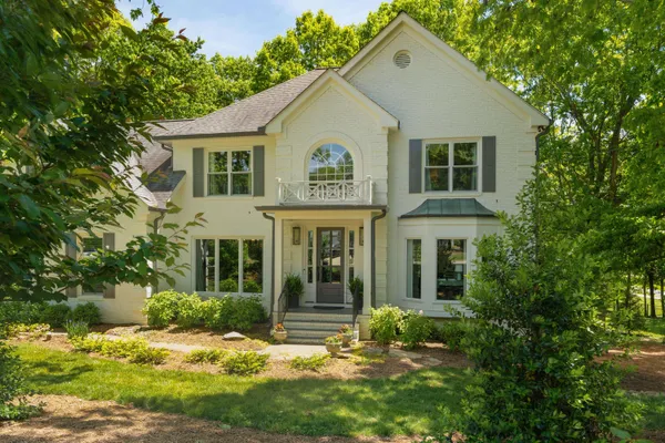 $1,200,000 | 2404 Woodland Way, Signal Mountain, TN 37377