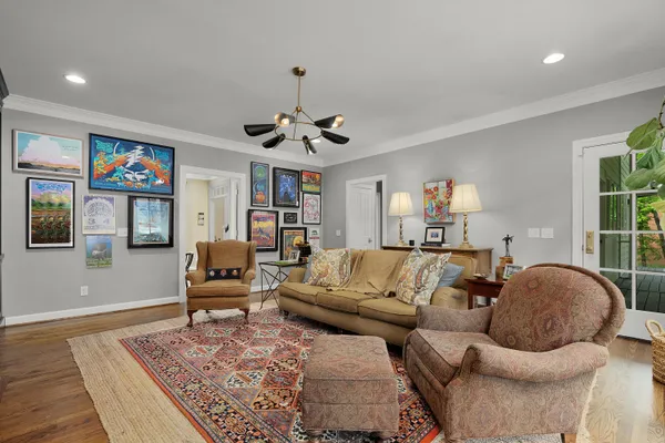 $1,200,000 | 2404 Woodland Way, Signal Mountain, TN 37377