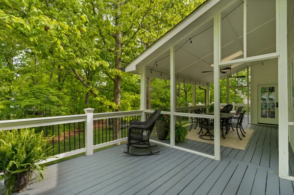 $1,200,000 | 2404 Woodland Way, Signal Mountain, TN 37377
