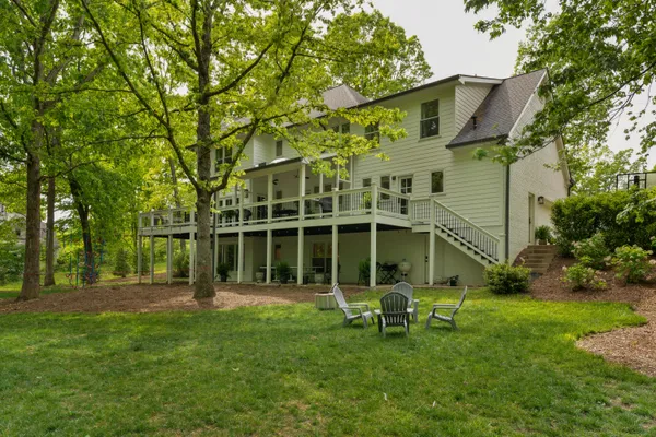 $1,200,000 | 2404 Woodland Way, Signal Mountain, TN 37377
