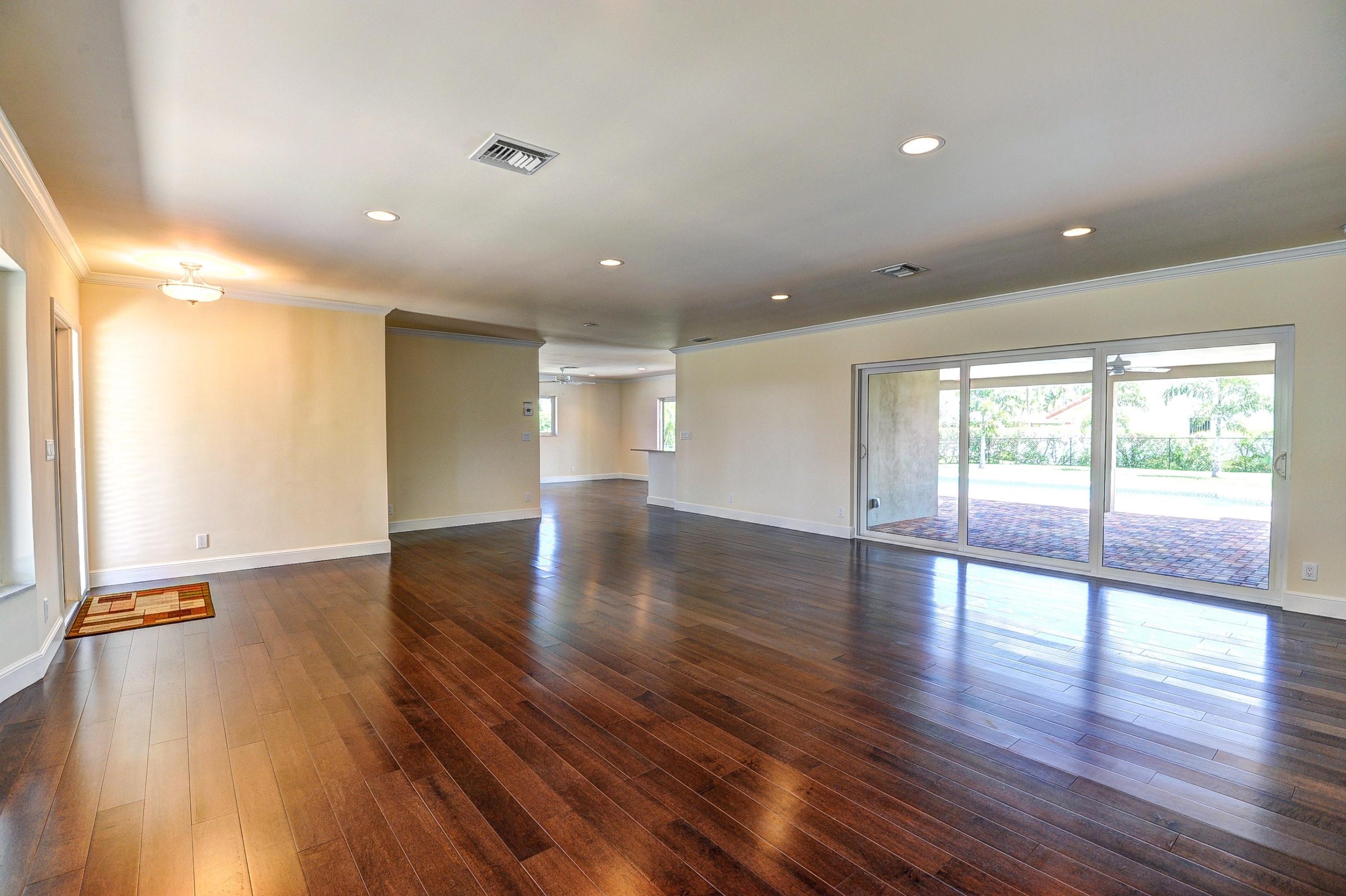 660 Elm Tree Lane Boca Raton, FL 33486 - Photo 11 of 16 008_Living Space
