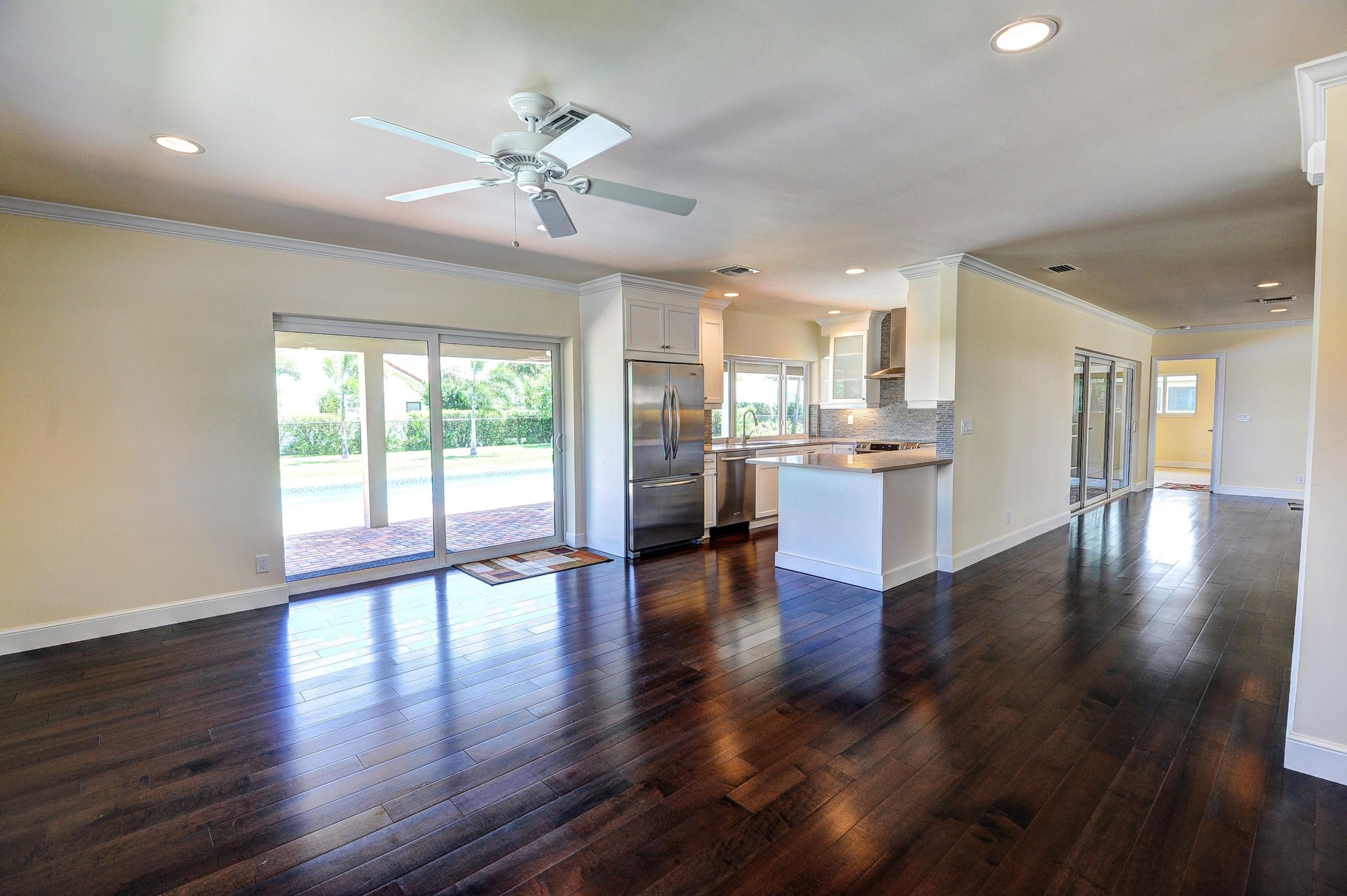 660 Elm Tree Lane Boca Raton, FL 33486 - Photo 12 of 16 009_Dining Area & Kitchen