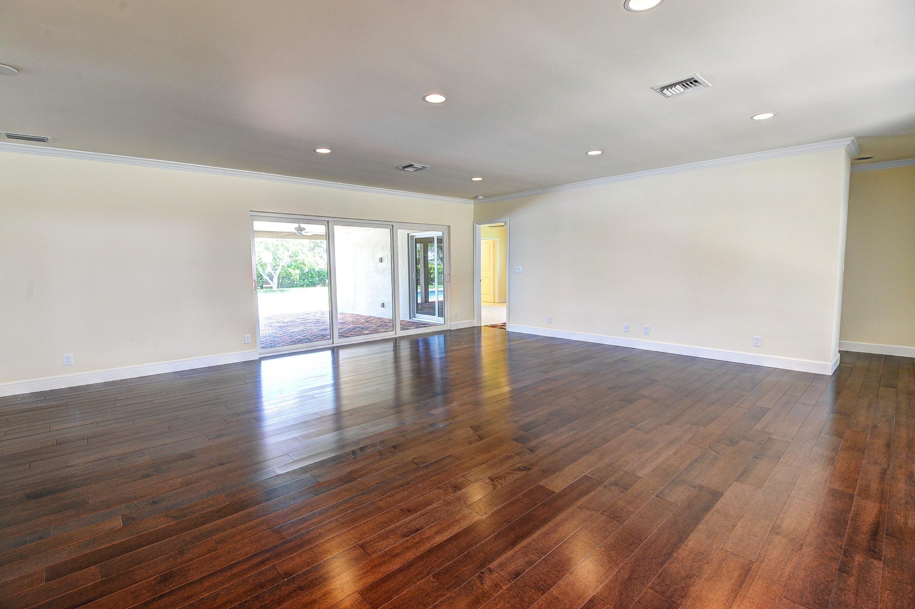 660 Elm Tree Lane Boca Raton, FL 33486 - Photo 9 of 16 005_Living Space