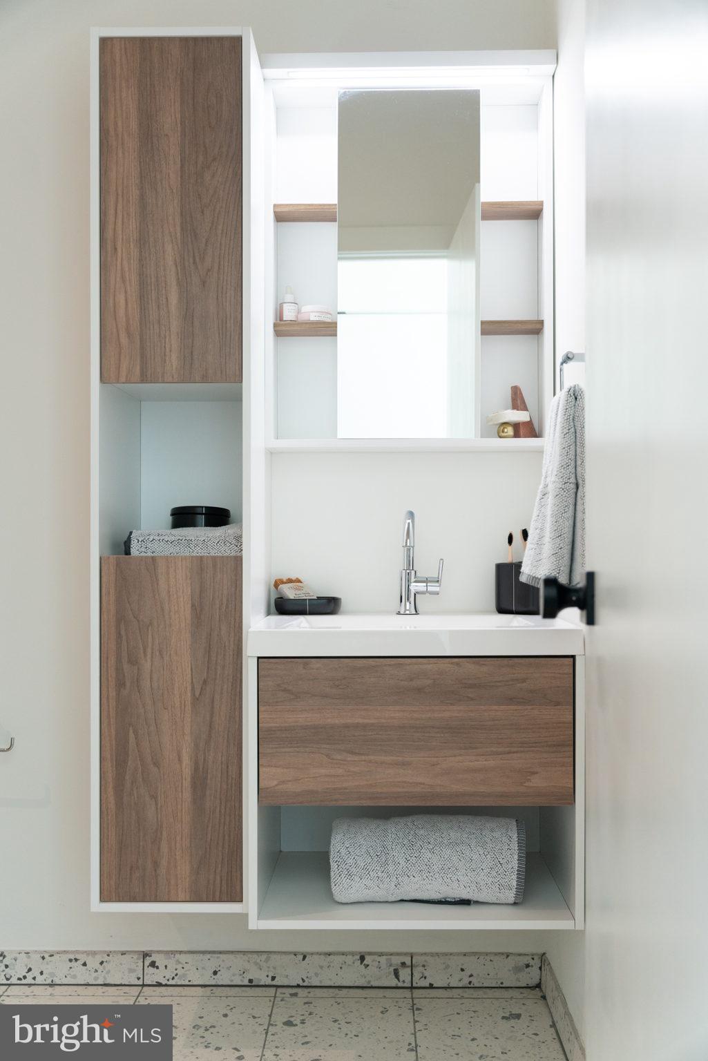 5013 Springfield Avenue, Unit 203 Philadelphia, PA 19143 - Photo 18 of 24