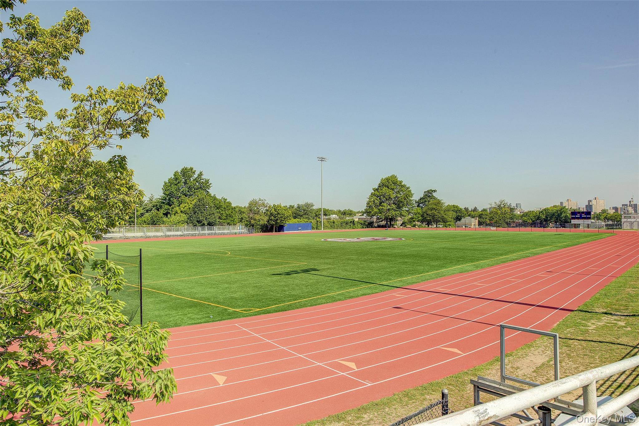 144-60 Gravett Road, Unit 4J Queens, NY 11367 - Photo 38 of 38 a view of a basket ball ground