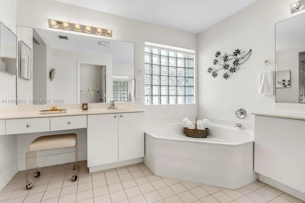 17548 Southwest 28th Court Miramar, FL 33029 - Photo 15 of 39