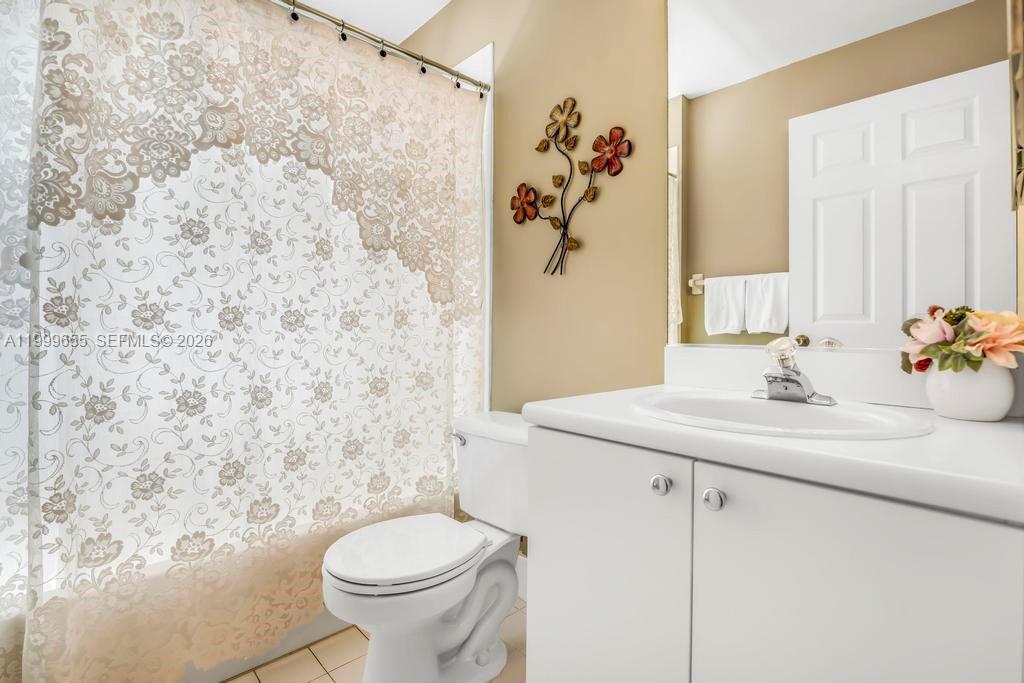 17548 Southwest 28th Court Miramar, FL 33029 - Photo 17 of 39