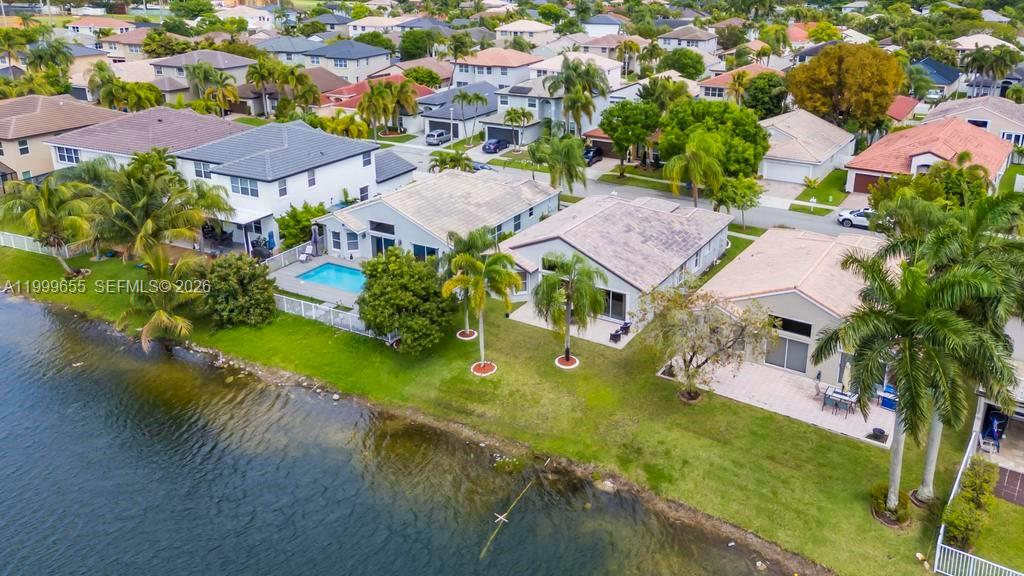 17548 Southwest 28th Court Miramar, FL 33029 - Photo 35 of 39