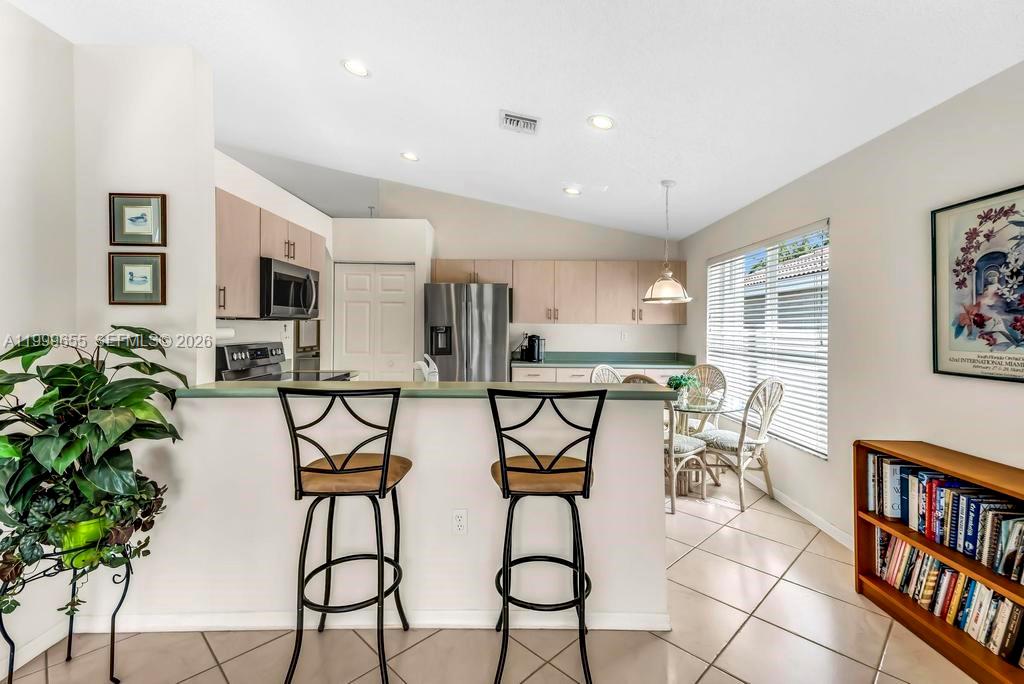 17548 Southwest 28th Court Miramar, FL 33029 - Photo 5 of 39