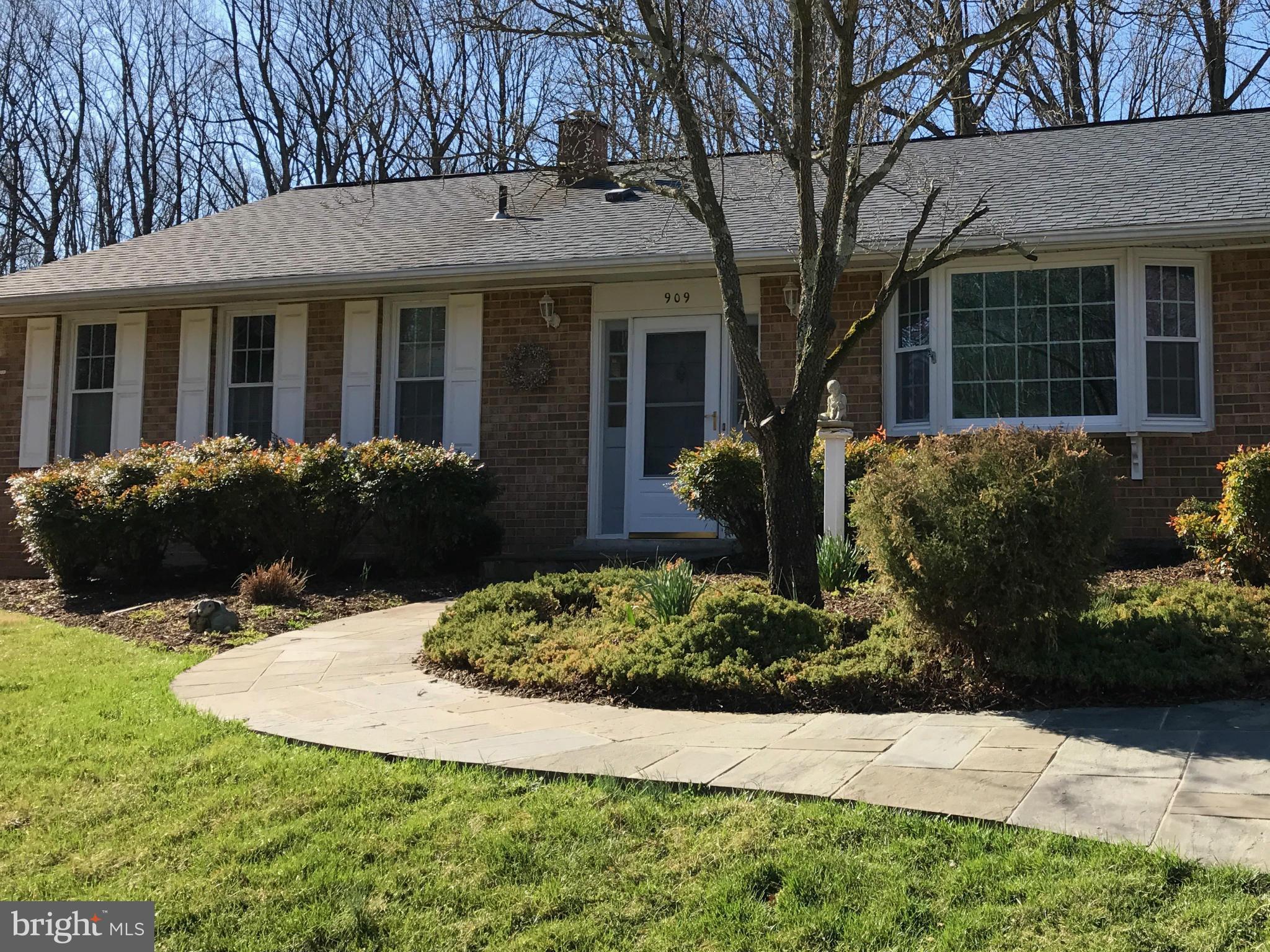 909 Windmill Lane Silver Spring, MD 20905 - Photo 1 of 19 Exterior (Front)