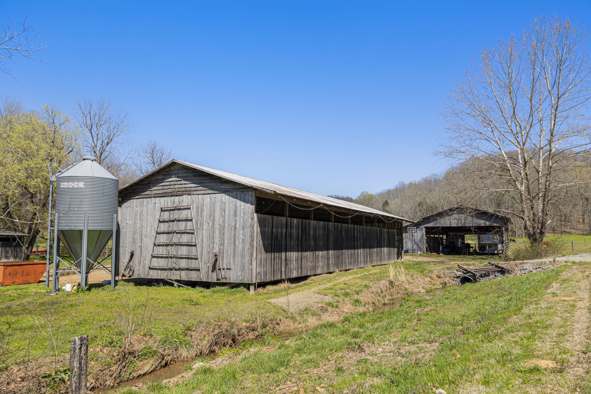 30 King Hollow Road Frankewing, TN 38459 - Photo 20 of 49 a front view of a house with a yard