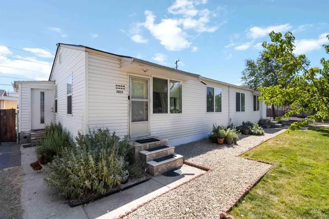 $610,000 | 3869 Custer Drive, Boise, ID 83705