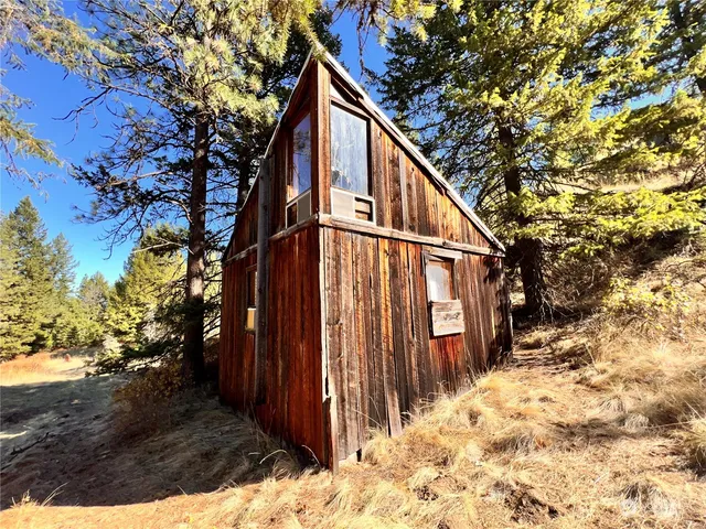 $179,900 | 68 Jostin Lane, Malo, WA 99150