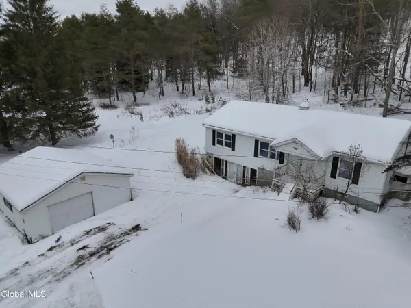 $129,900 | 166 Backus Road, Mount Vision, NY 13810