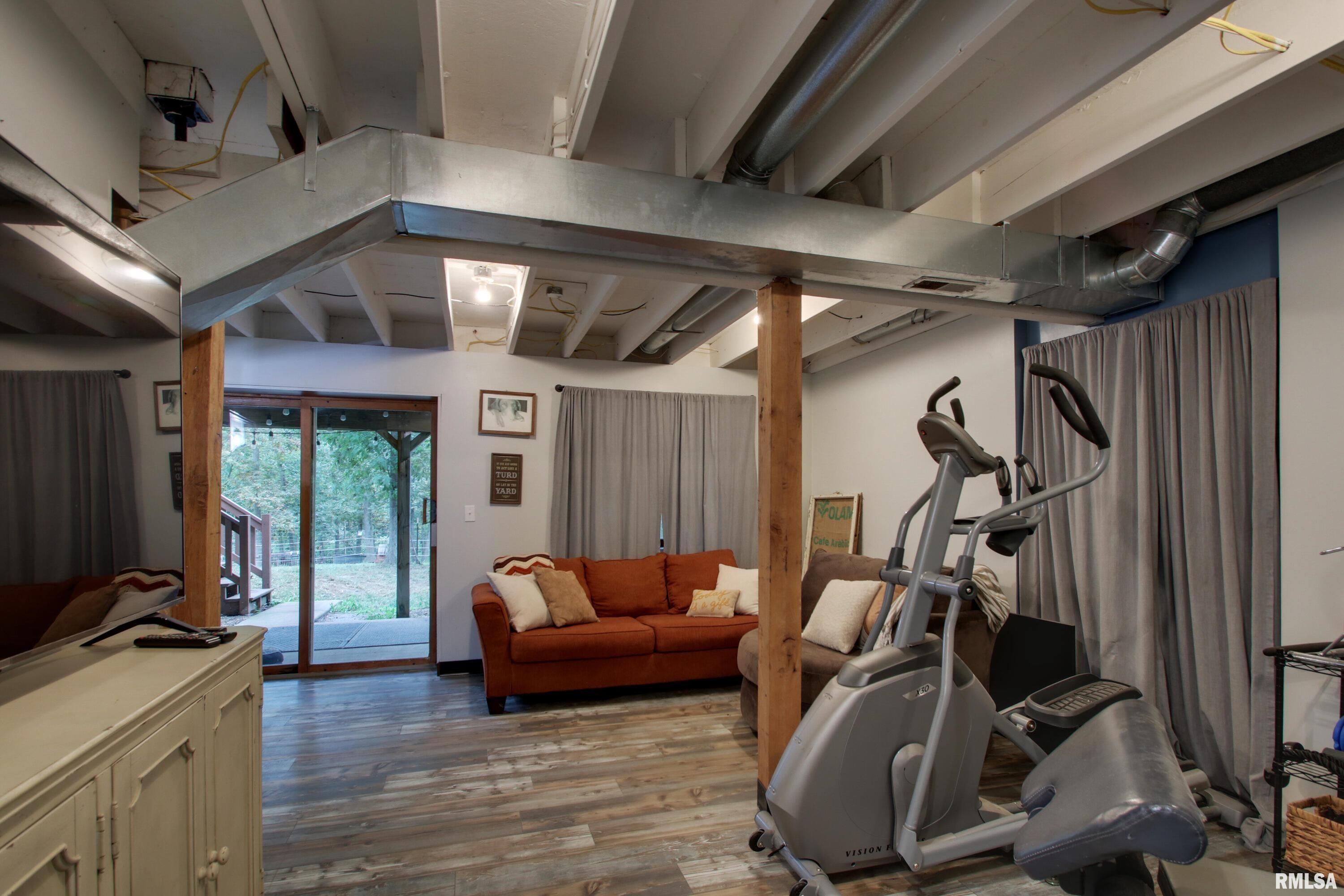 723 2100E Liberty, IL 62347 - Photo 15 of 31