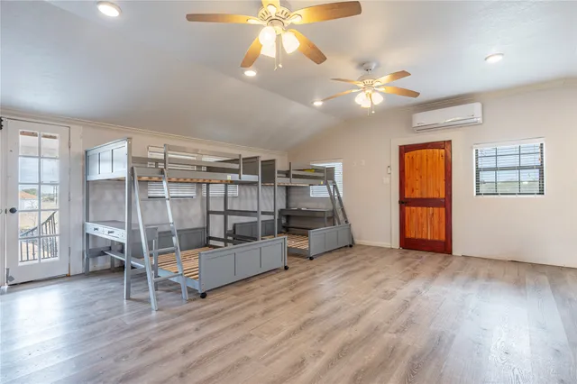 $3,000 | 2448 90a Rock Island, Rock Island, TX 77470