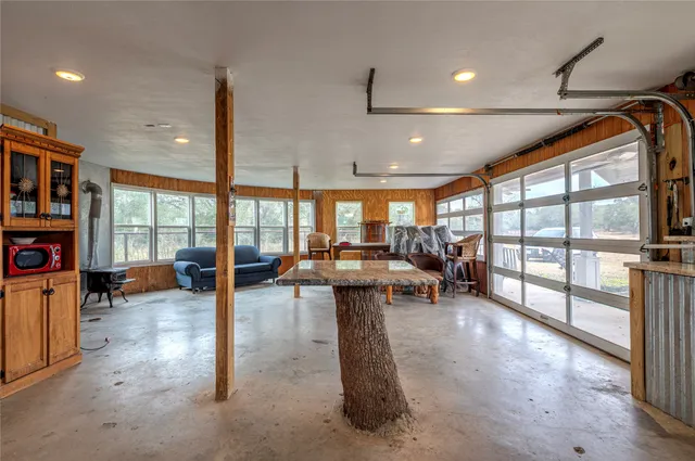 $3,000 | 2448 90a Rock Island, Rock Island, TX 77470