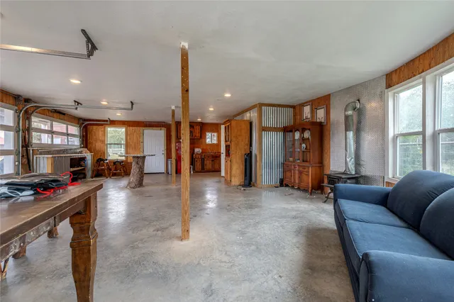 $3,000 | 2448 90a Rock Island, Rock Island, TX 77470