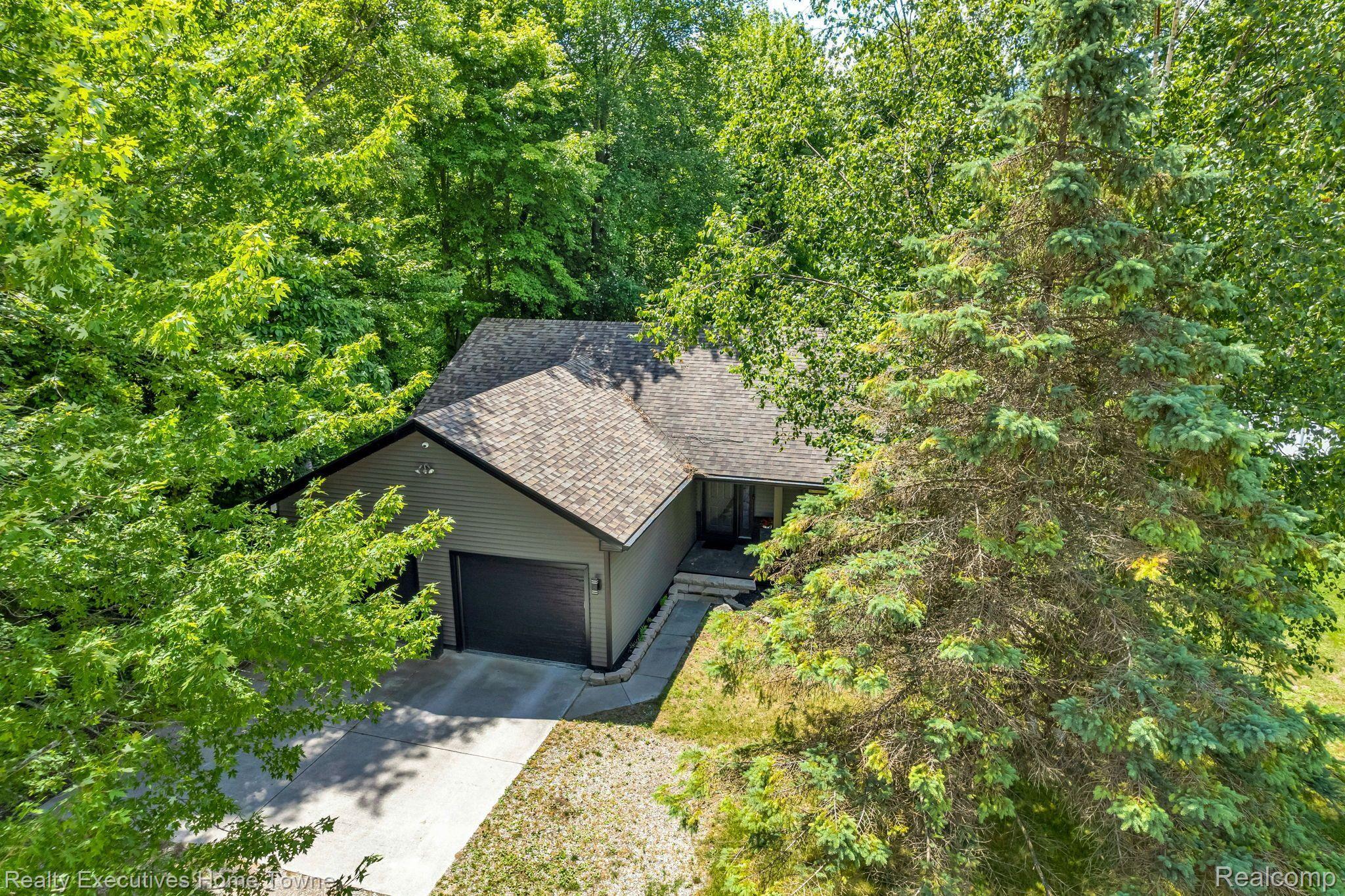 3887 Krafft Road Fort Gratiot, MI 48059 - Photo 4 of 51 Gallery Image 4