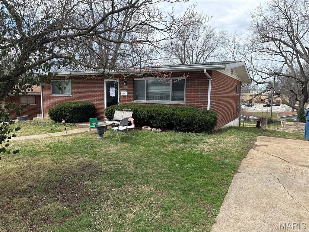 3413 St Henry Lane Bel-Ridge, MO 63121 - Photo 2 of 19