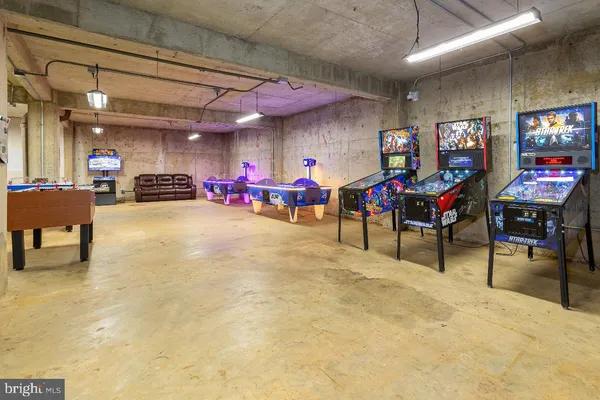 $445,000 | 4600 Duke Street, Unit 419, Alexandria, VA 22304