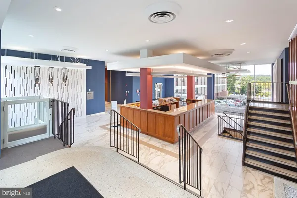 $445,000 | 4600 Duke Street, Unit 419, Alexandria, VA 22304